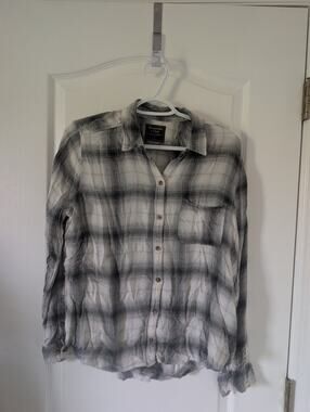 Abercrombie Fitch Junior Black & White Plaid Long Sleeve Flannel Size L Y2K